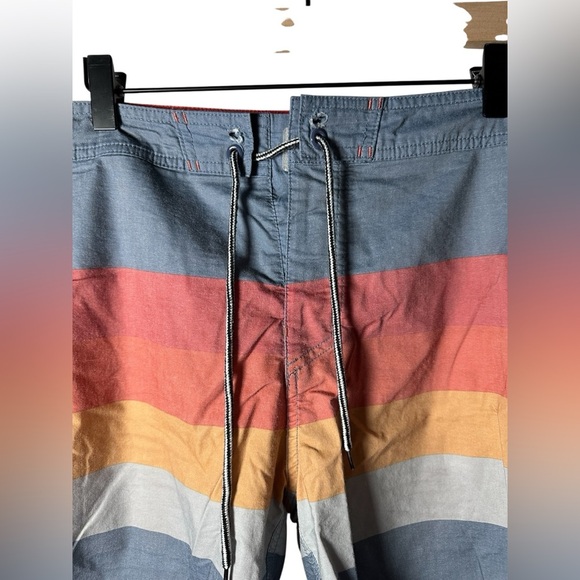 Goodfellow & Co. Men’s Striped Swim Trunks Board Shorts Size 32 - Picture 3 of 7